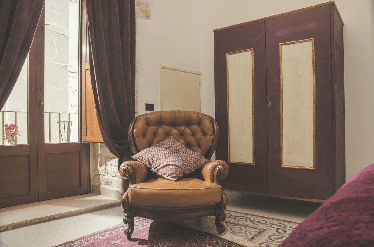 Palazzo Margherita Чистернино Экстерьер фото